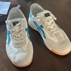 DF Women's Athletic Sneakers - Cream and Blue